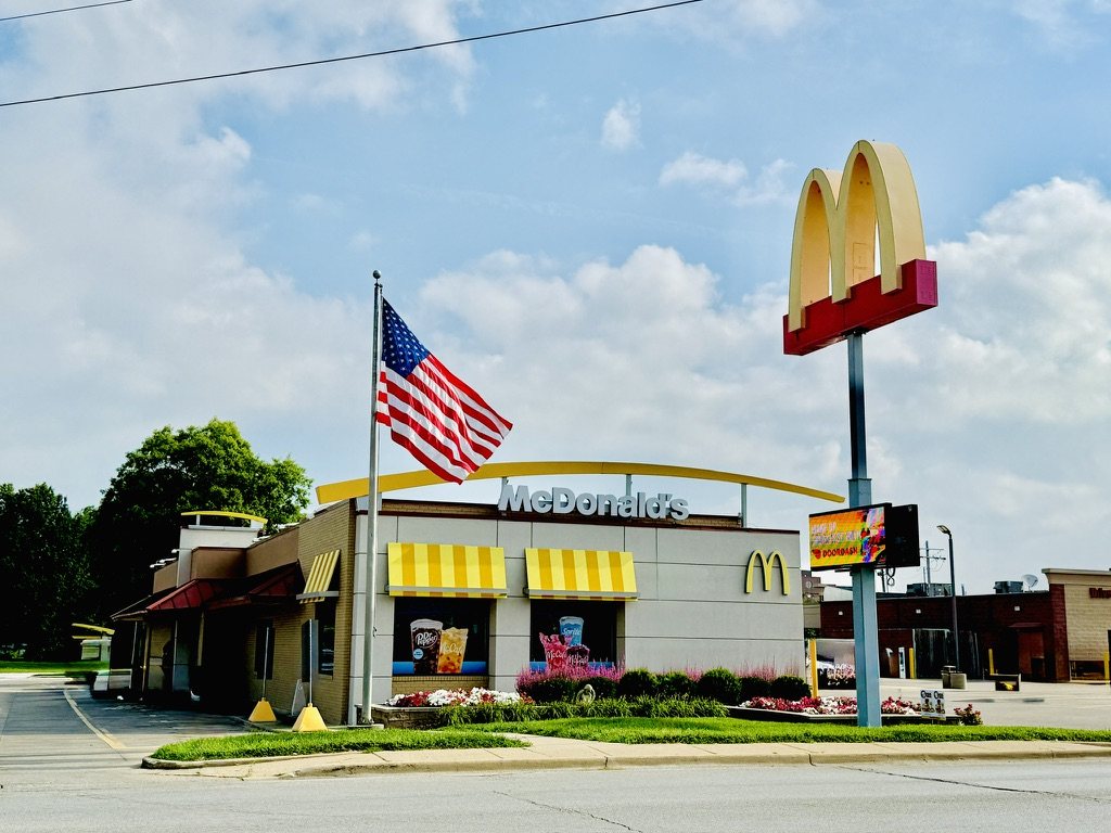 Linders Family McDonald's restaurant exterior